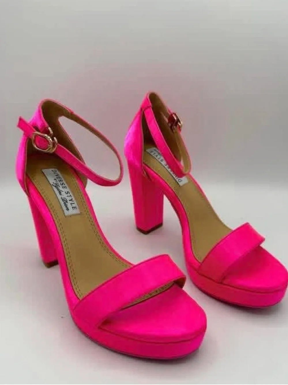 Diverse Style by Sydni Dion Hot Pink Heels UNM Exclusive 7